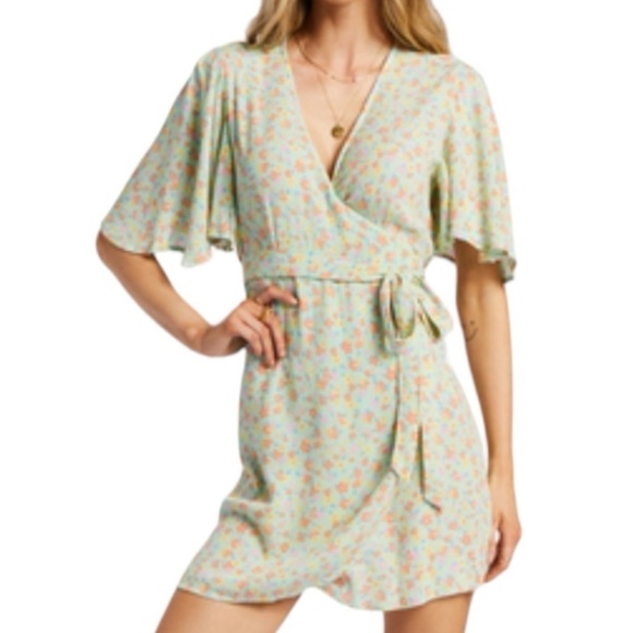 NWOT Billabong All For You Mini Dress in Spearmint Green SZ XS - Picture 1 of 8